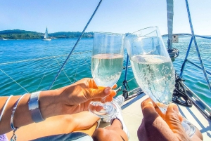 Lissabon: 'Sunset' & 'Day Tours' med båttur, med drink och musik