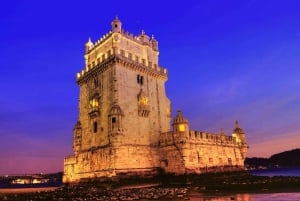 Lisbon: Sailboat Tour with Local Guide and Green Wine