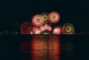 Tour en bateau : Naviguez vers 2026 à Lisbonne, 3 heures avec champagne
