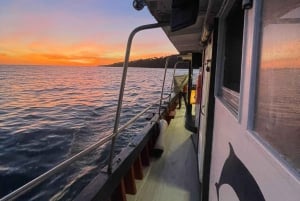 Cascais: crociera al tramonto a Lisbona con open bar