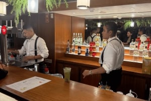 Cruise på restaurantbåt med middag, åpen bar og DJ