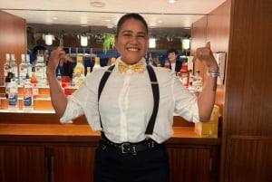 Cruise på restaurantbåt med middag, åpen bar og DJ