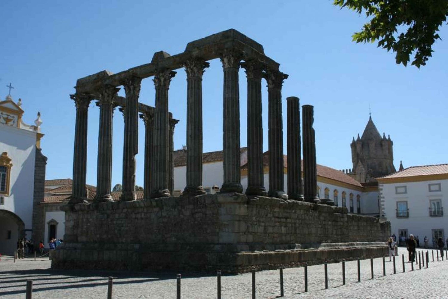 Évora and Megaliths Full-Day Tour from Lisbon