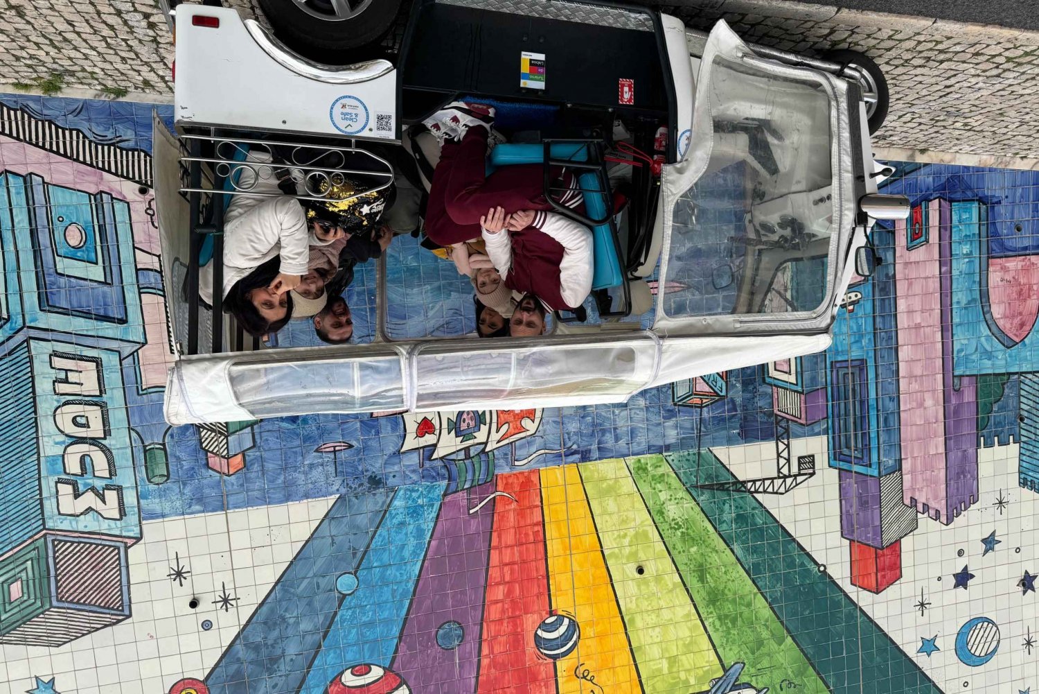 Lisbonne : visite privée de la vieille ville en Eco TukTuk