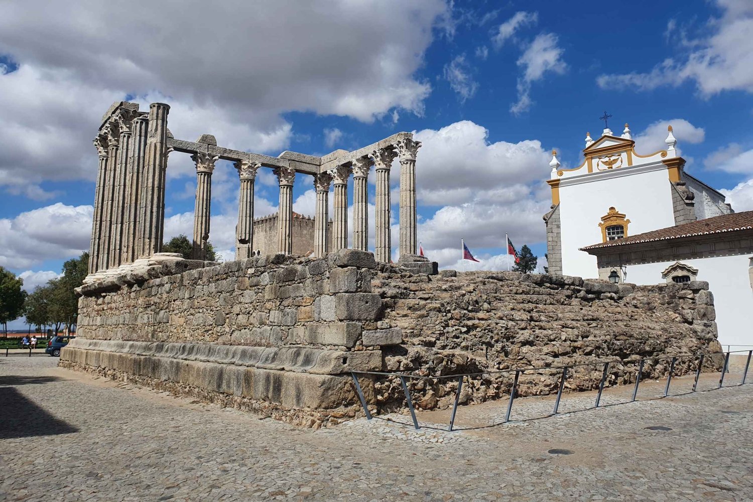 Desde Lisboa: Evora y Monsaraz Tour de día completo