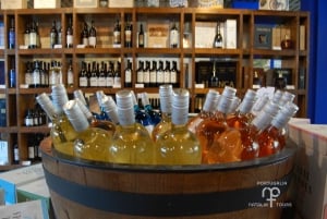 Arrábida: Private Wine Tour with Wine & Cheese Tasting