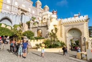 From Lisbon: Best of Sintra and Cascais Guided Day Tour