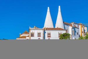 Lisbon: Pena Palace, Sintra, Regaleira and Cascais Tour
