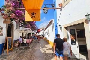 Fra Lissabon: Fátima, Batalha, Nazaré & Óbidos heldagstur