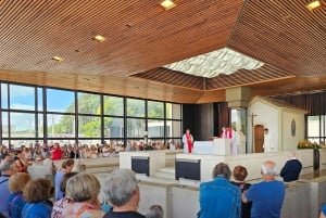 From Lisbon: Fátima, Batalha, Nazaré & Óbidos Full-Day Tour