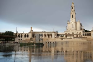 Lissabonista: Fatima, Nazaré ja Óbidos – ryhmäretki 8 hengelle