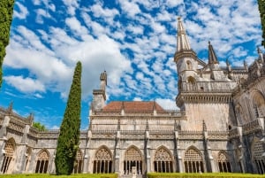 From Lisbon: Fátima, Nazaré, and Óbidos Tour with Tasting