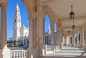 From Lisbon: Fátima, Nazaré & Sintra – 3 Cities Guided Tour