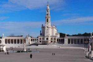 From Lisbon: Fátima, Nazaré & Sintra - Charms of Portugal