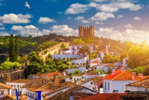 Lissabon: dagtrip naar Fátima, Óbidos en Nazaré + proeverij van ginja