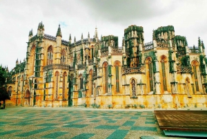 From Lisbon: Fátima Sanctuary and Batalha Monastery (UNESCO)