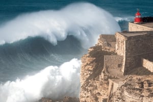 Von Lissabon: Tour zum Heiligtum von Fátima, Nazaré und Óbidos