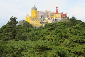 From Lisbon: Full-Day Guided Tour to Sintra