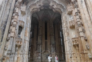 Fra Lissabon: Middelalderrundtur, Batalha, Tomar, Alcobaça, Óbidos