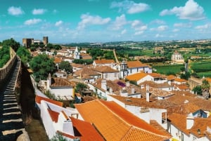 From Lisbon: Nazare Big Waves and Óbidos Guide Day Trip