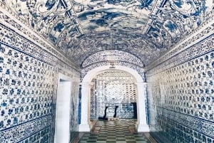 From Lisbon: Nazaré – Portugal’s Giant Waves Surf Tour