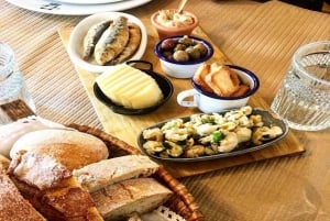 From Lisbon: Nazaré – Portugal’s Giant Waves Surf Tour