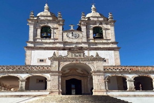 From Lisbon: Nazaré – Portugal’s Giant Waves Surf Tour