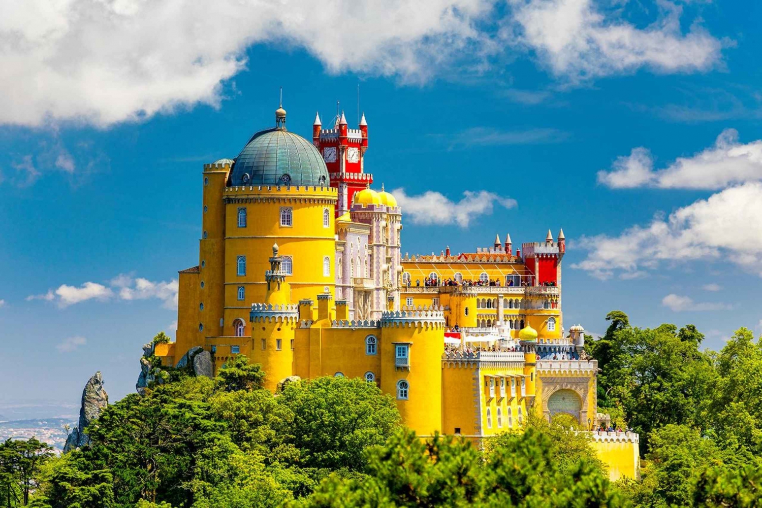 Lissabon: Pena Palace, Sintra, Cabo da Roca, & Cascais Tour