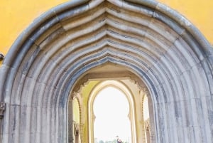 Desde Lisboa: Pena, Regaleira, Peninha, Adraga y costa.