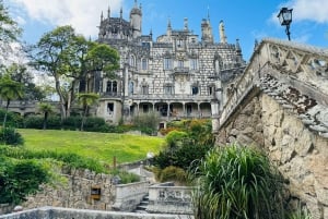 Desde Lisboa: Pena, Regaleira, Peninha, Adraga y costa.