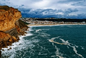 Lissabon: dagtrip naar Fátima, Óbidos en Nazaré + proeverij van ginja