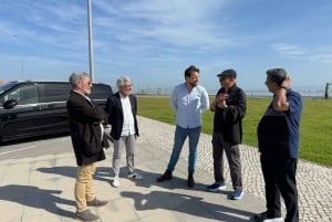 From Lisbon: Private Transfer to Porto with City Stops