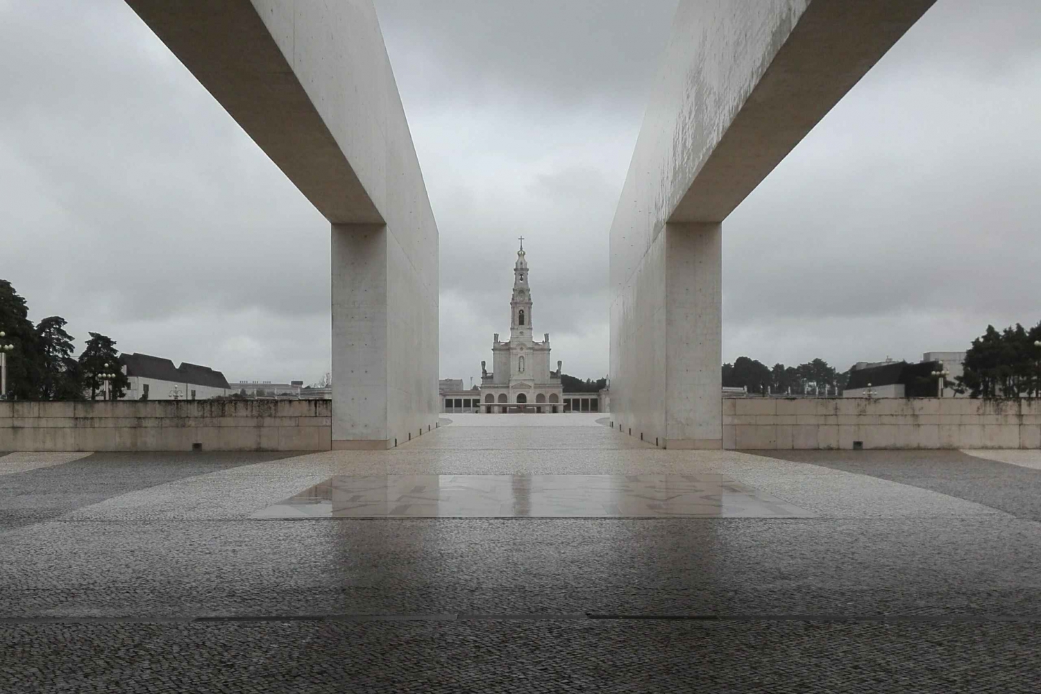 From Lisbon: Half day Tour in Fátima