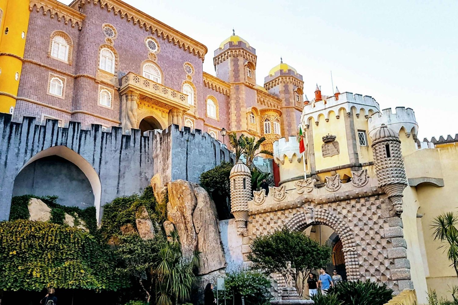 From Lisbon: Tour Sintra, Pena Palace, Regaleira and Cascais
