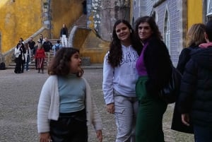 From Lisbon: Tour Sintra, Pena Palace, Regaleira and Cascais