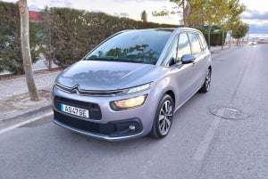 From Lisbon: Tour Sintra, Pena Palace, Regaleira and Cascais