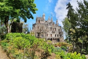 Lisbon: Sintra, Roca, Pena Palace, Quinta da Regaleira Tour