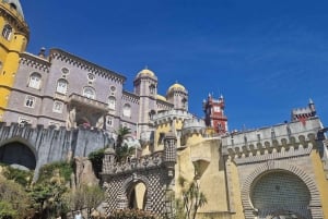 Lisbon: Sintra, Roca, Pena Palace, Quinta da Regaleira Tour