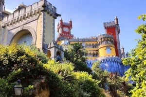 Lisbon: Sintra, Roca, Pena Palace, Quinta da Regaleira Tour
