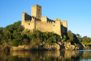 Au départ de Lisbonne : Visite de Tomar, du couvent du Christ et du château d'Almourol