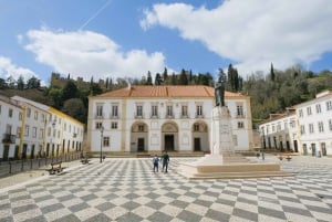 From Lisbon: Tomar, Christ Convent & Almourol Castle Tour