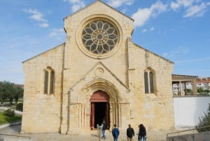 From Lisbon: Tomar, Christ Convent & Almourol Castle Tour