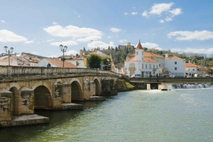 De Lisboa: Visita a Tomar, Convento de Cristo e Castelo de Almourol