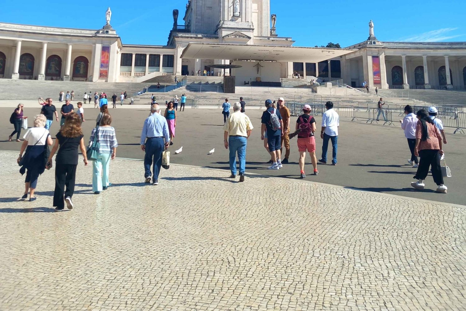 From Lisbon - Visit Fátima, Batalha, Nazaré and Óbidos