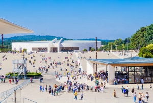 From Porto: Private Transfer to Lisbon with Coimbra & Fatima