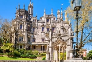 From/To Lisbon: Sintra Hop-on Hop-off Tickets + Audio Guide