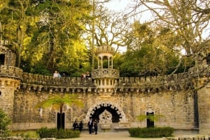 From/To Lisbon: Sintra Hop-on Hop-off Tickets + Audio Guide