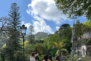 Meio dia em Sintra: Palácio da Pena e Palácio da Regaleira com um pequeno grupo