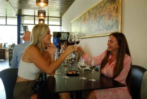 Sesimbra: Half-Day Tour to Arrabida with Wine Tasting