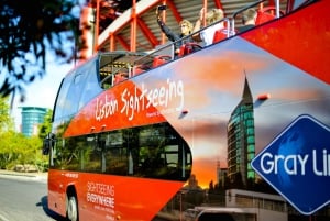 Lisboa: ônibus hop-on hop-off e barco com ingresso para o Oceanário